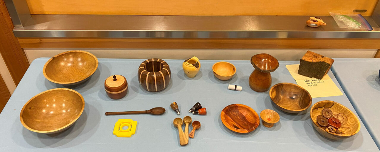 Woodturning projects: bowls, platters, vases, spoons, bottle stoppers, and holiday ornaments.