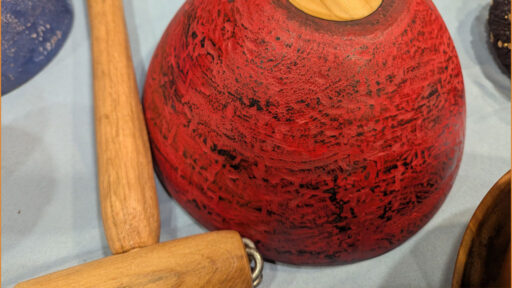 Apple bowl with texturing by Kelly Smith