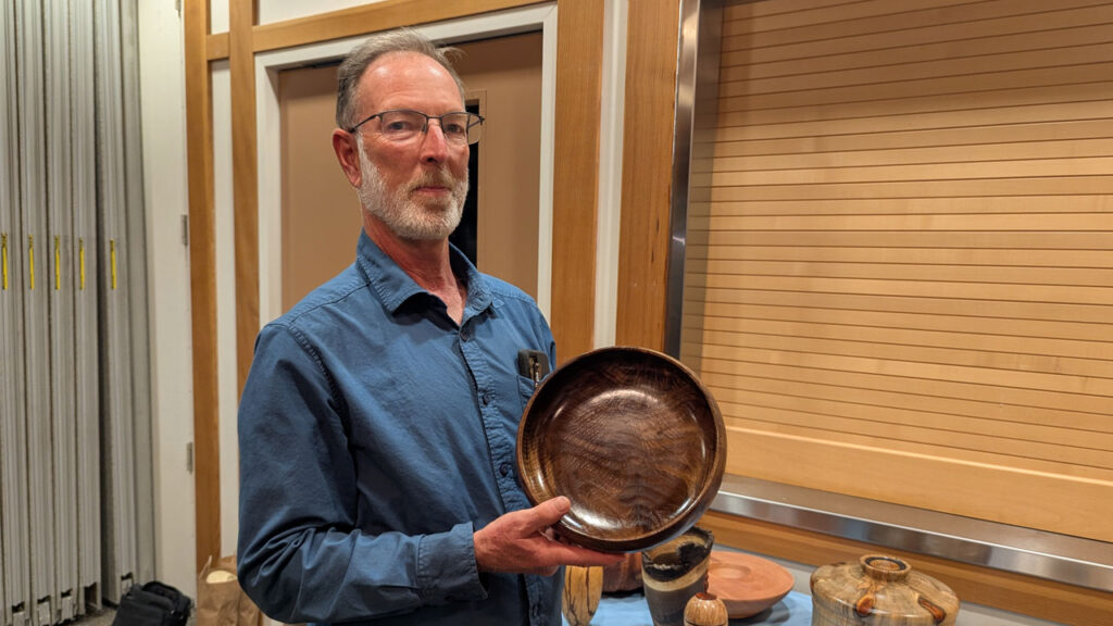 Dean Caudle turned a large bowl from black walnut