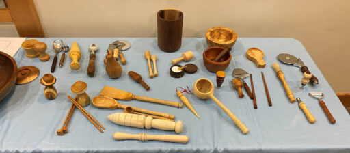A dozen woodturning projects for the kitchen, including bottle stoppers, spatulas, chopsticks, pizza cutters, and more.