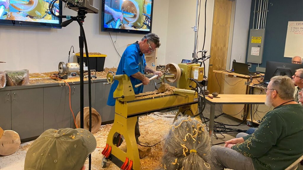 Mike Mahoney Turns a Bowl. Chips Fly Everwhere!