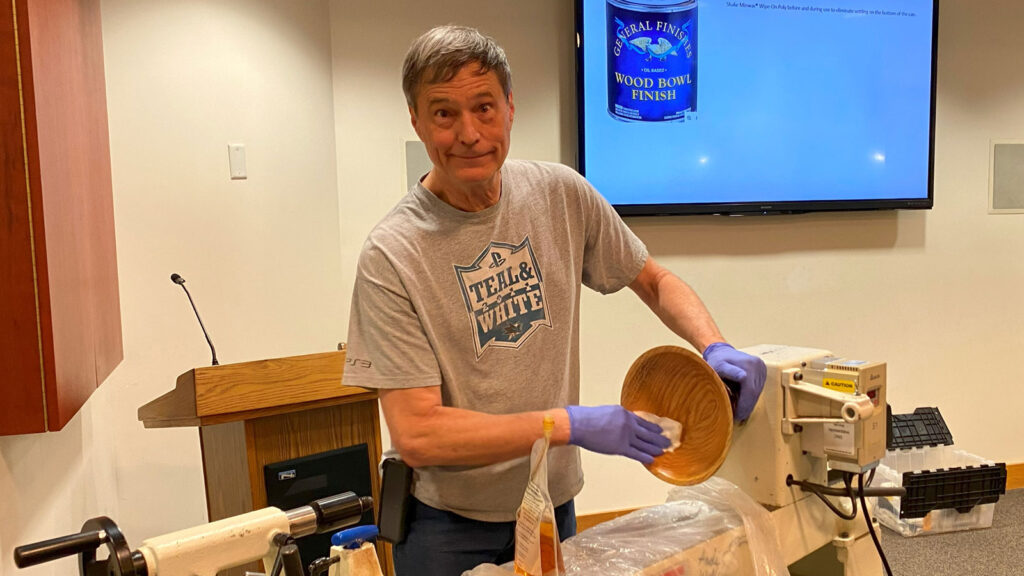 Dave Vannier Demonstrates how to apply a finish to a woodturned bowl.